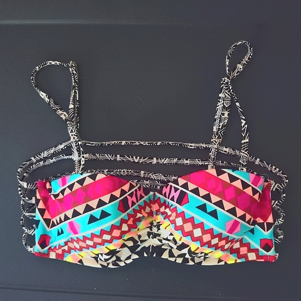 Bikini top